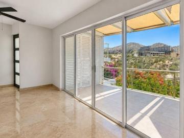 Departamento en Venta en Vista Colorada, Cerro Colorado $4,200,000 MXN