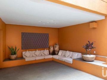 Departamento en Venta, 3recámaras, 3estacionamientos, parte baja Desierto