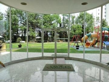 Departamento en venta Residenc. Los Sauces Avenida Jesús del Monte Huixquil