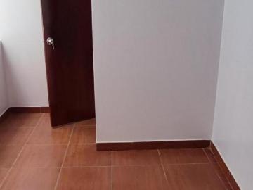 Departamento en zona residencial