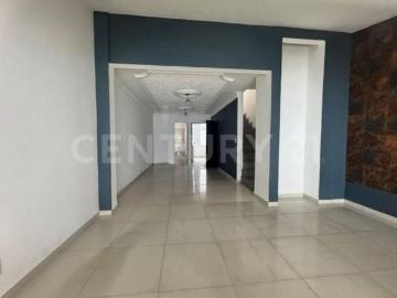 DEPARTAMENTO HORIZONTAL En Venta En Arboledas, Zapopan