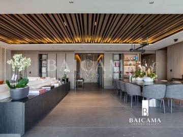 Departamento Inteligente con Extraordinario Interiorismo y Vistas en Bosque Real