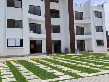 DEPARTAMENTO NUEVO CON ALBERCA Y VIGILANCIA EN JIUTEPEC