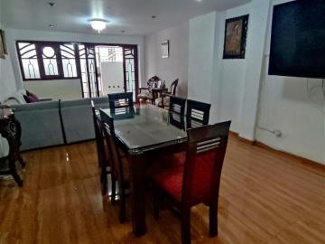 Departamento Primer Piso con Local