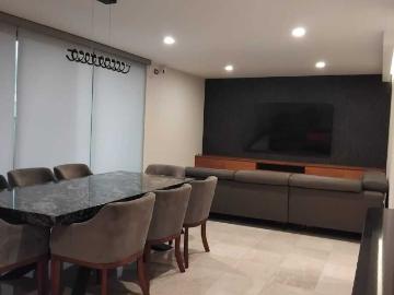 Departamento RENTA o VENTA en primer nivel