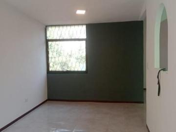 DEPARTAMENTO TERCER NIVEL LADRILLERA 1, ZONA ROMERO VARGAR