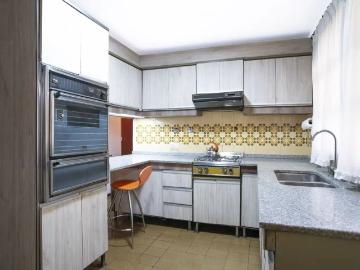 Departamento Venta 4 ambientes 43 años, 1 cochera, 112m2, Segurola 3200, Villa Devoto | Inmuebles Clarín