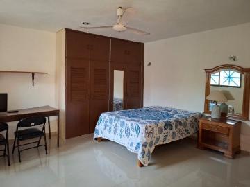 DEPARTAMENTOS TIPO ESTUDIO EN RENTA EN MERIDA F 121, MONTES DE AME $6,000