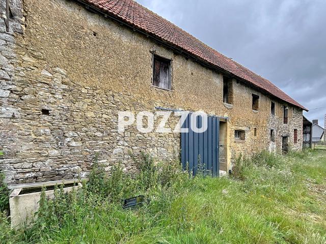 Dépendances a usage agricole à Saint Martin De Bonfossé