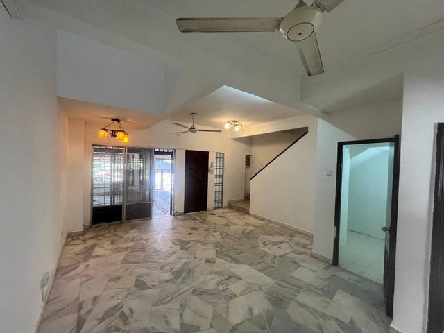 DEPO FLEXIABLE Double storey Taman Pinggiran USJ 3 Subang Jaya
