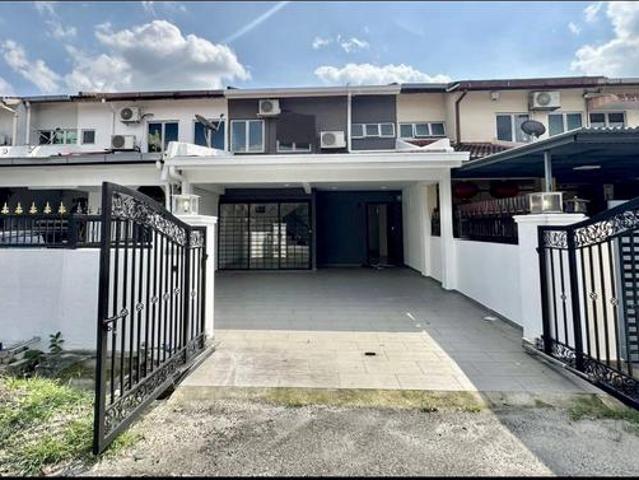 DEPOSIT FLEXIBLE RENOVATED 2 Storey Taman Serdang Raya