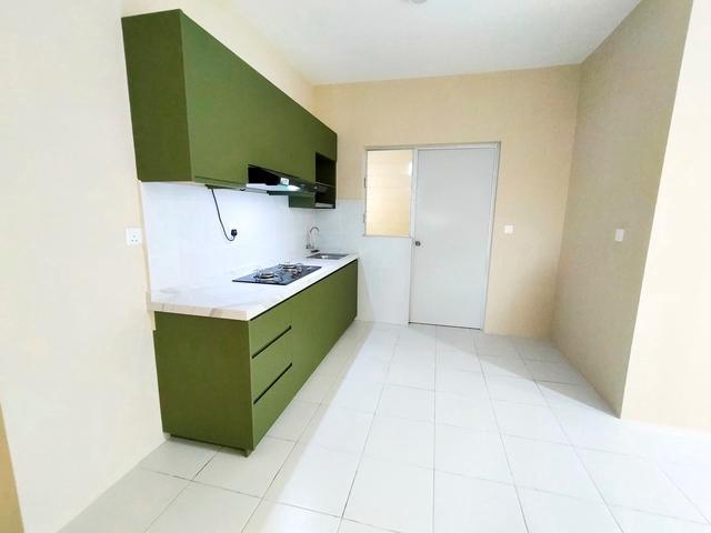 DEPOSIT 1 BULAN Residensi Sateria SASAR WITH BALCONY LUAS 1200sqft