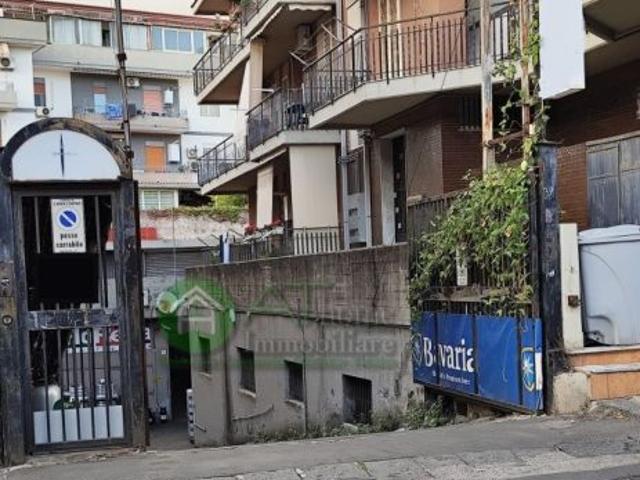 Deposito Via Giuseppe de Felice BATTIATI