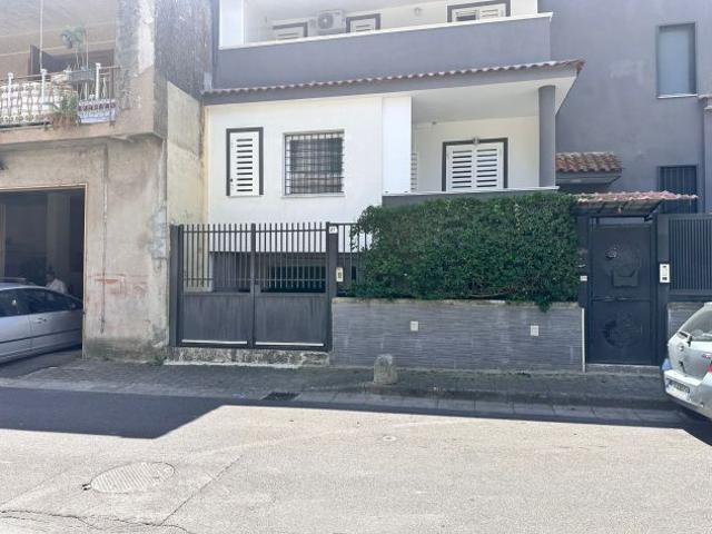 Deposito Casavatore 100mq