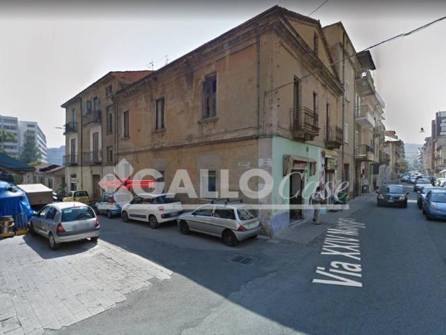Deposito in vendita a Cosenza