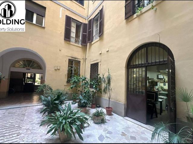 Deposito in vendita a Roma