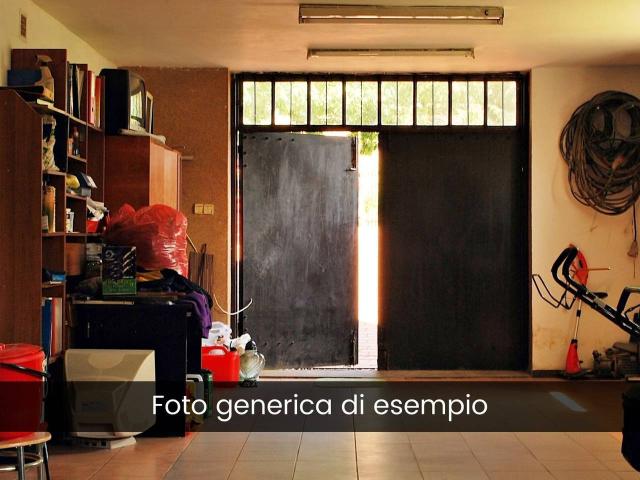 Deposito in vendita a Taurianova