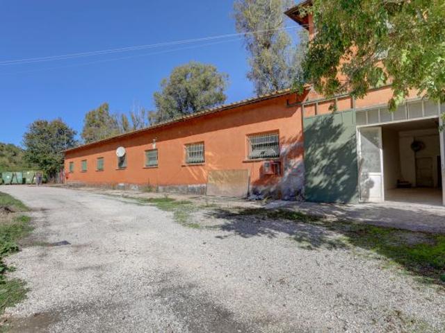 Deposito/Magazzino in casale di campagna