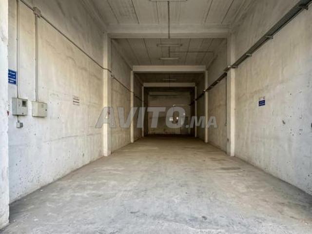 Dépôt 200 m² Zone Industrielle Ain Sebaâ