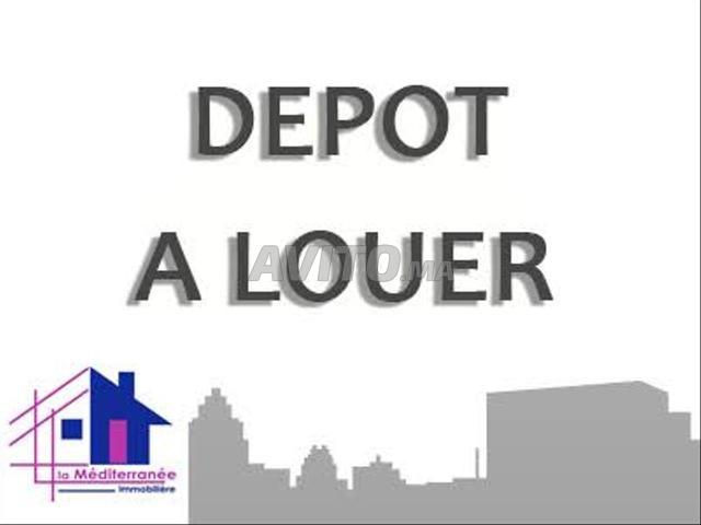 Dépôt 30m²