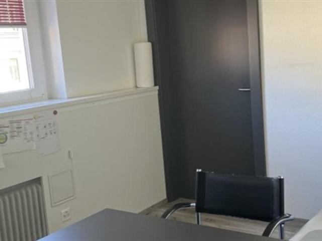Dépôt 3 pièces