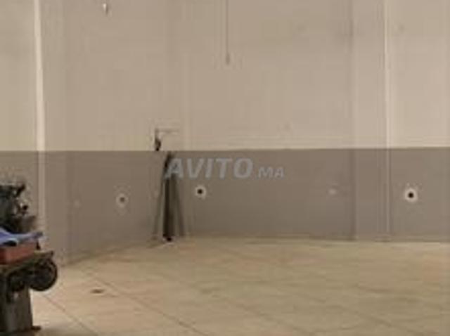 Dépôt commercial