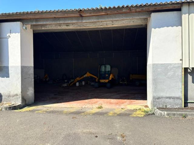 Dépôt de 500 m² – Zone d’activité de Nersac ️