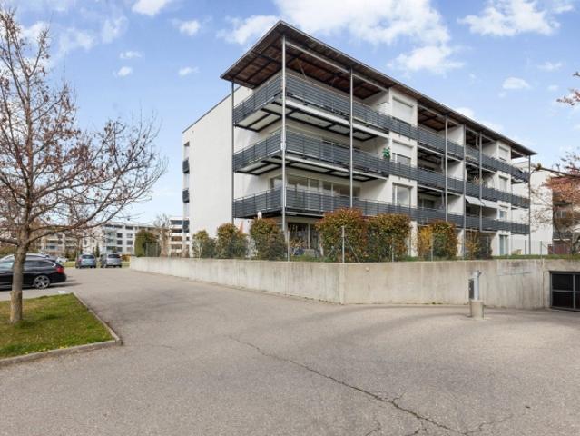 Dépôt pour stockage proche centre ville de Bulle