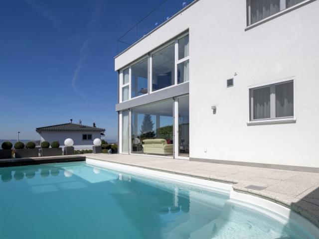 Der Sommer beginnt zu Hause – mit eigenem Pool