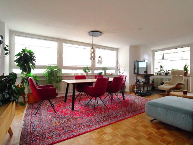 Der Wöhrder See vor der Haustür: 4 Zimmer Wohnung im Norikus