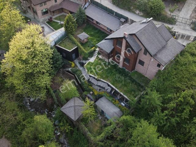 Dere Kenarında Lüks 4+1 Villa/misafirhaneli/ofisli/spor Salonlu