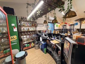 Derecho de llave de Restaurant con patentes vigentes | Espacio, 110000. 00 en Las Condes