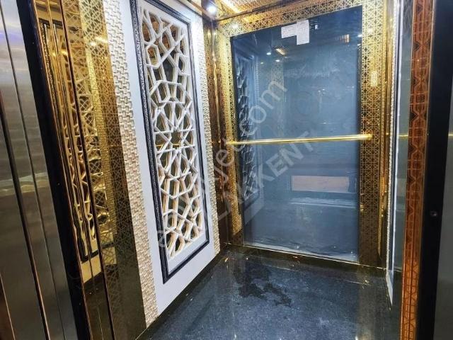 Derebahçe'de Havuzlu Sitede Satılık Lüks 3+1 Daire