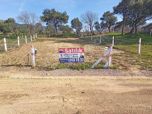 Dereköy'de 318 m2 satılık arazi