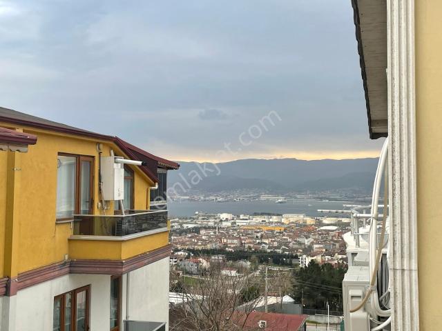 Derince Çınarlı Mh. Satılık 4+2 Dubleks Daire