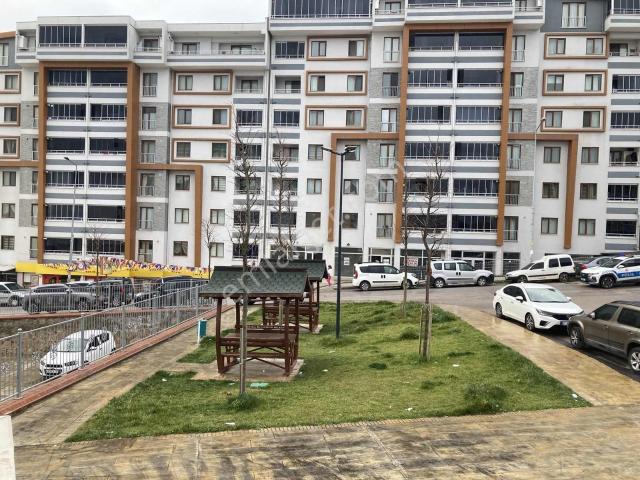 Derince Yenikent Kiralık Dükkan