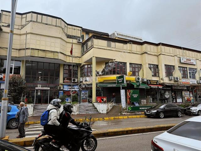 Derince Yenikent Venüs İş Merkezinde Kiralık İş Yeri