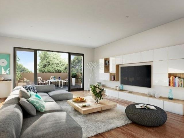 DERNIER ETAGE AVEC BALCON PETITE RESIDENCE COEUR DE VILLAGE FAIBLES CHARGES 3 pièces, 65 m²