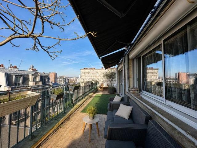 Dernier étage avec Terrasse de 30 m² Toits de Paris