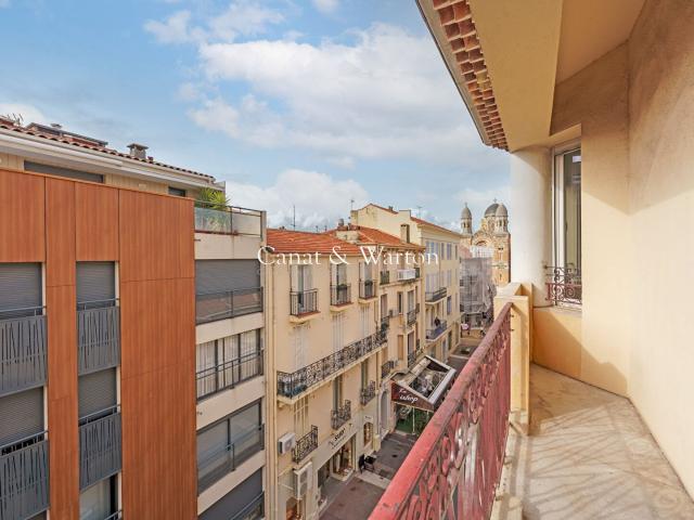 Dernier étage Coeur du Triangle d'Or 95m² Saint Raphaël