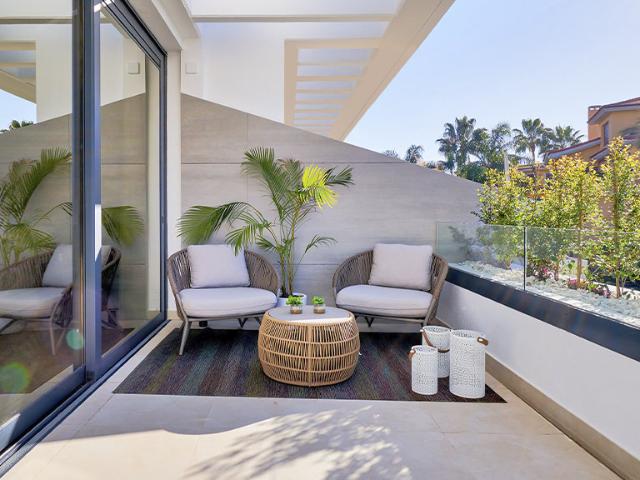 Dernier étage lumineux – T3 traversant avec terrasse plein sud à Toulon Est 3 pièces, 65 m²