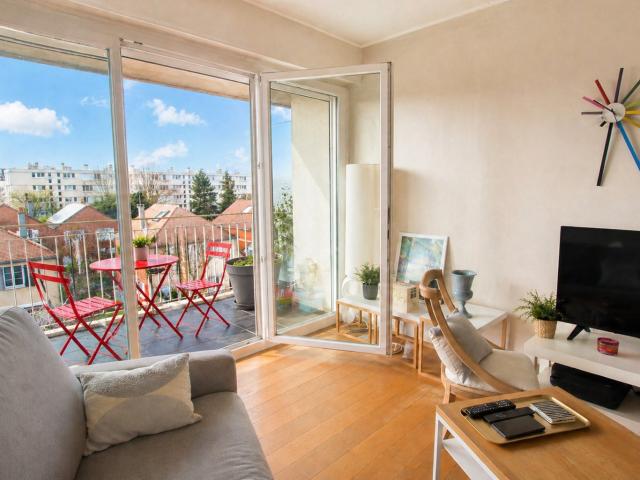 DERNIER ETAGE PLEIN SUD
