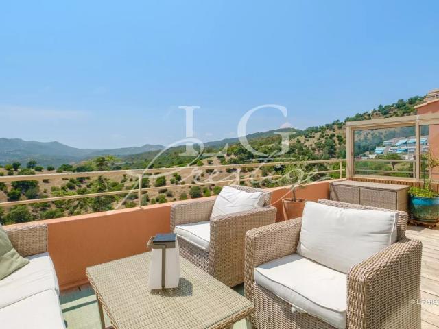 Dernier étage. 3 pièces avec vue panoramique estérel 69m² Mandelieu la Napoule