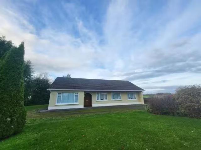 Derreen, Tullycrine, Kilrush, Co. Clare, V15P218 is for sale