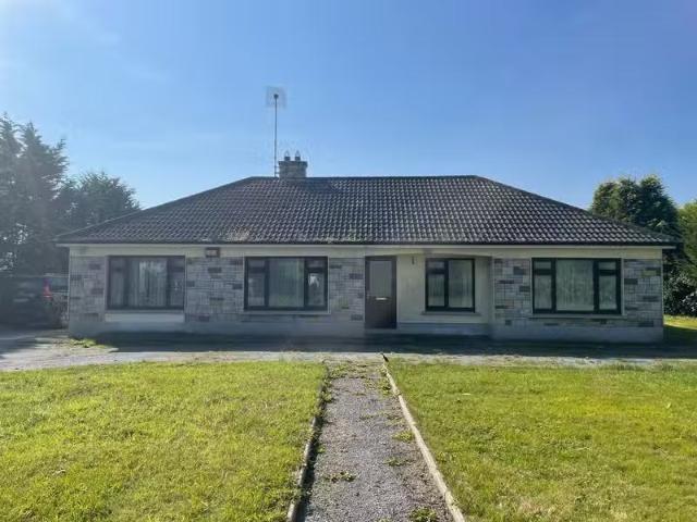 Derrinatubrid, Boherbue, Co. Cork, P51R7Y5 is for sale
