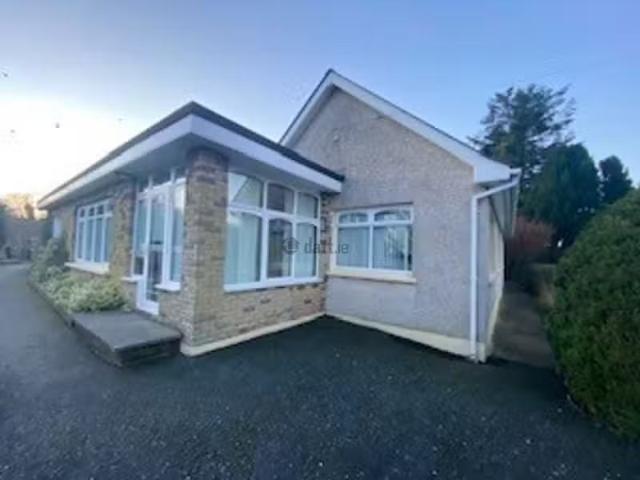 Derryleedigan, Scotstown, Co. Monaghan is for rent