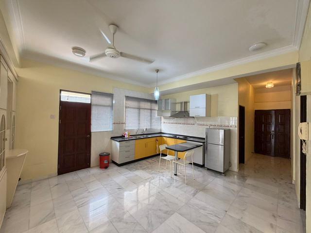 Desa Mas Corner Unit Jalan Kelawai Pulau Tikus WORTH BUY