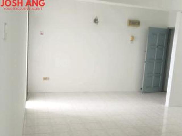 Desa Mas Melur in Sungai Ara 730sf Basic Unit 2 Balcony Middle Floor