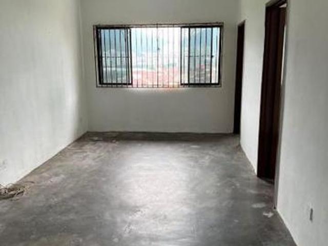 Desa mawar flat farlim