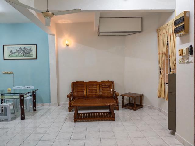 Desa Melati Nilai 2 Storey House